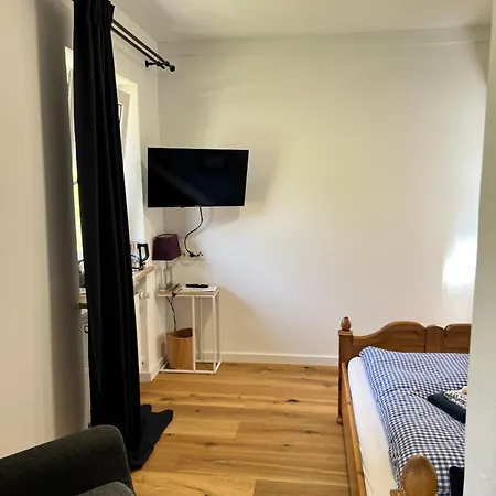 - Valleyviewinn Apartment